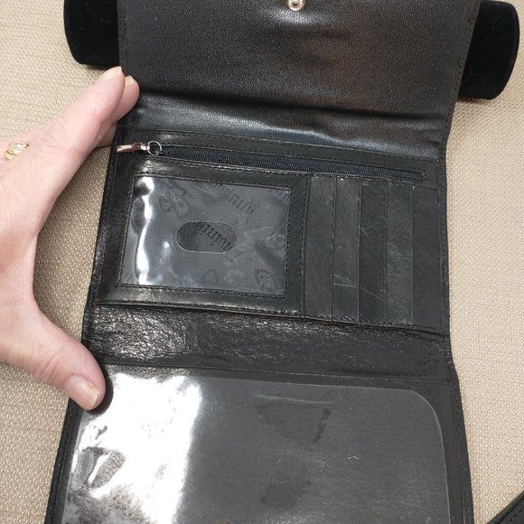 DIVINITY BRAND BLACK LEATHER TRIFOLD WALLET - Picture 2 of 8